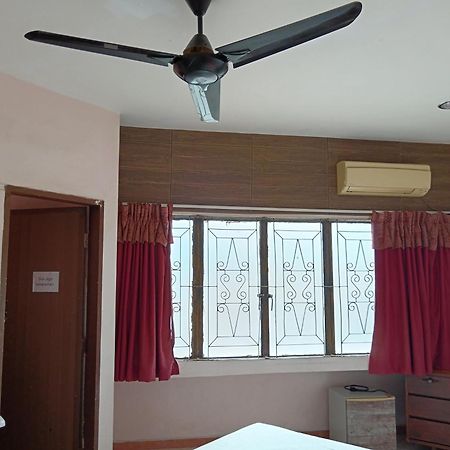 New Budget Inn Hotel Chukai Ngoại thất bức ảnh