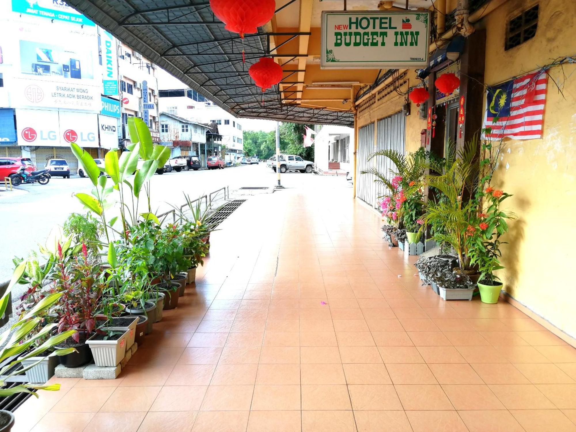 New Budget Inn Hotel Chukai Ngoại thất bức ảnh