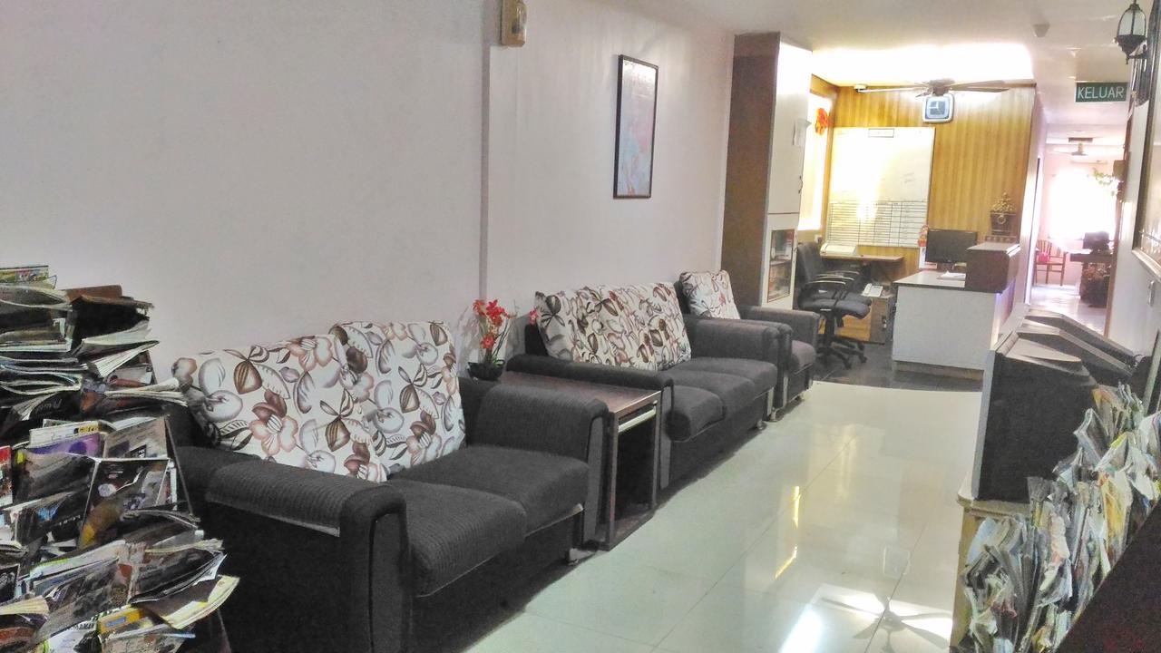 New Budget Inn Hotel Chukai Ngoại thất bức ảnh