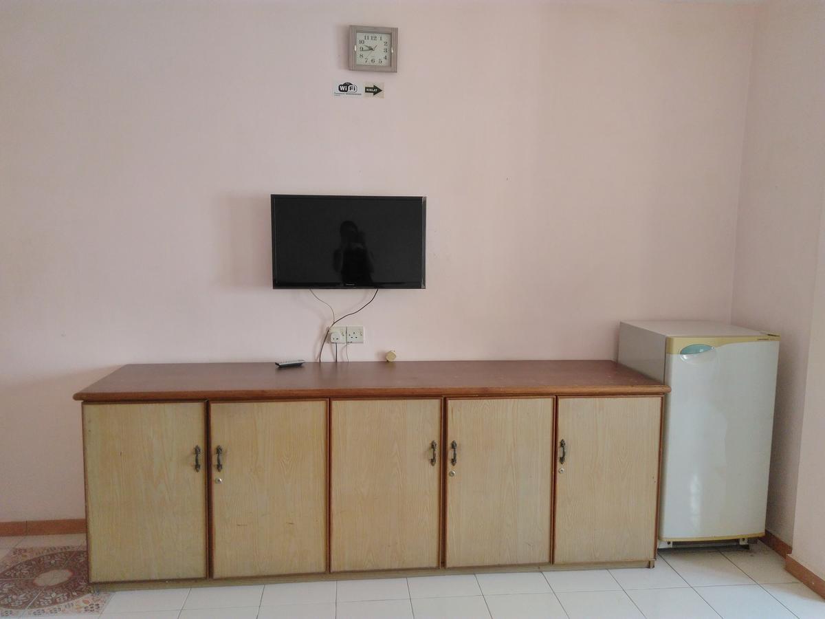 New Budget Inn Hotel Chukai Ngoại thất bức ảnh