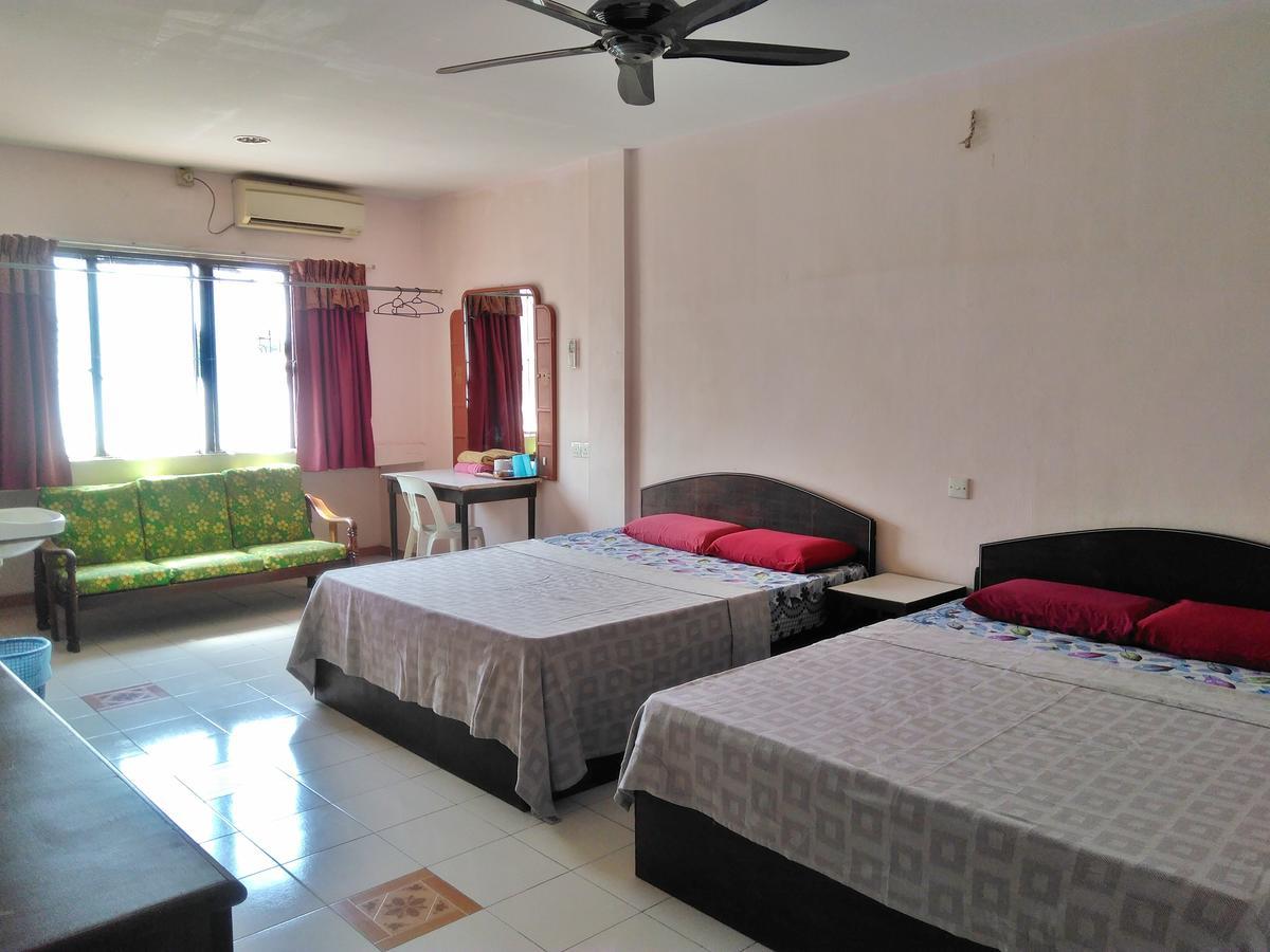 New Budget Inn Hotel Chukai Ngoại thất bức ảnh