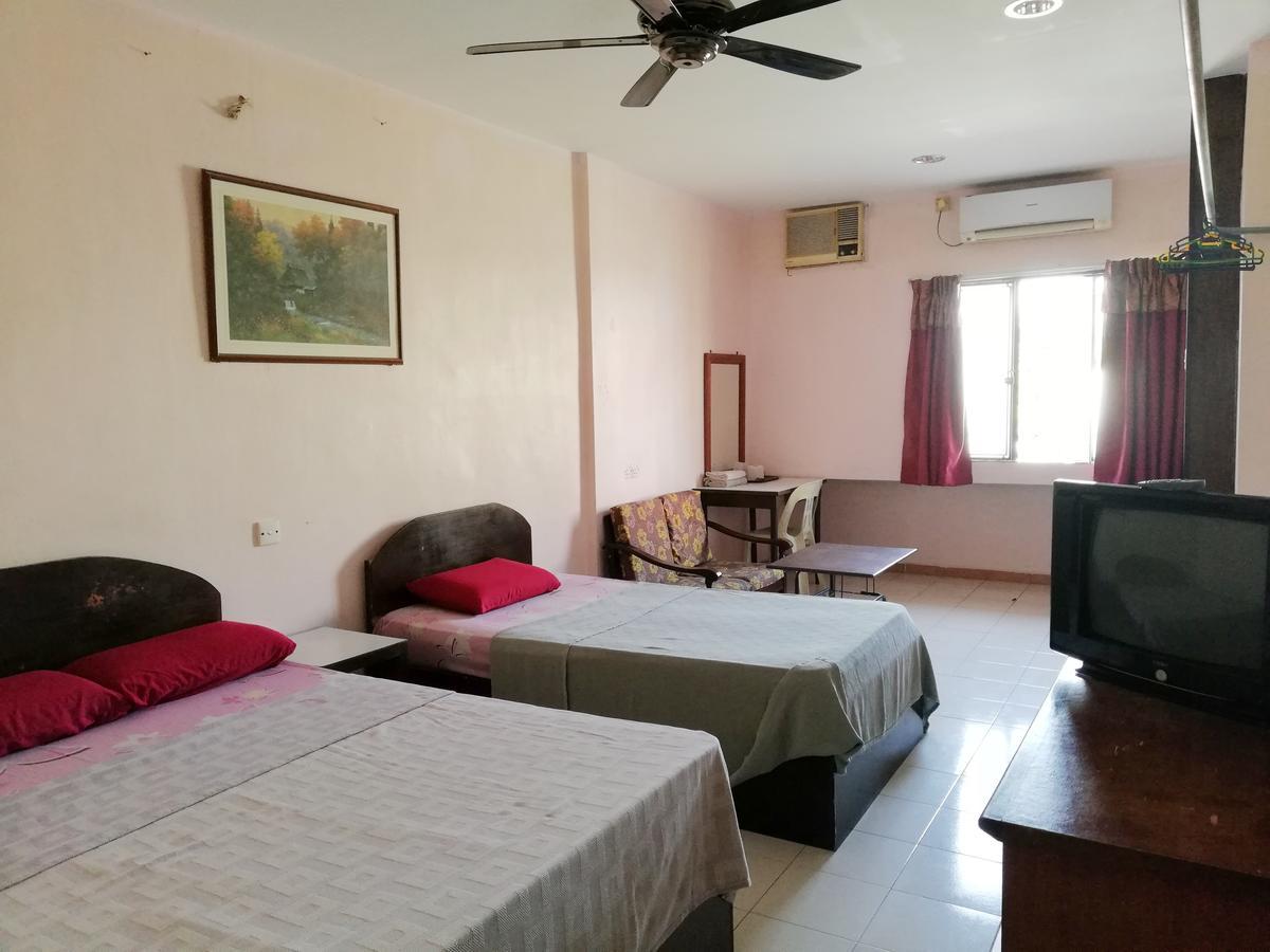 New Budget Inn Hotel Chukai Ngoại thất bức ảnh
