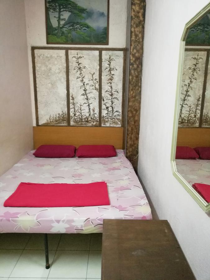 New Budget Inn Hotel Chukai Ngoại thất bức ảnh